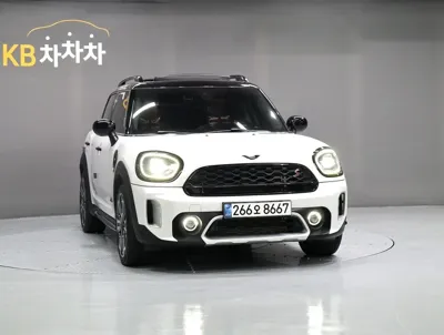 MINI Countryman 2024, 37030 км, за 23125.2 USD