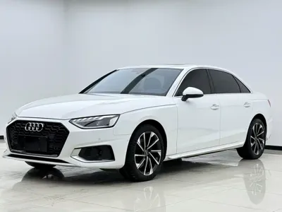 Audi A4L · 2022 год