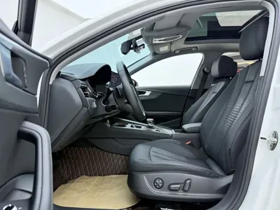 Audi A4L 2022, 40000 км, за 18951.96 USD