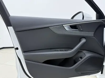 Audi A4L 2022, 40000 км, за 18951.96 USD - фото 17