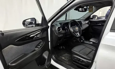 ChevroletGMDaewoo Trailblazer 2024, 49147 км, за 12355.47 USD - фото 10