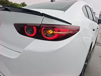 Mazda 3 Axela 2021, 72500 км, за 9149.79 USD - фото 8