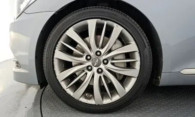 Hyundai Genesis 2016, 120476 км, за 6114.47 USD