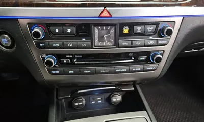Hyundai Genesis 2016, 120476 км, за 6108.51 USD - фото 16