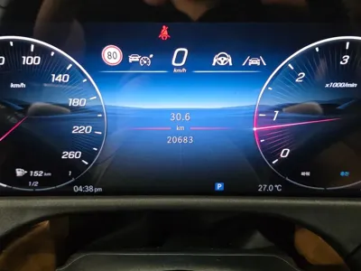 Mercedes-Benz E-Class 2025, 20683 км, за 47919.13 USD - фото 8