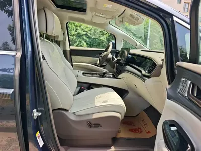 Denza Denza D9 2023, 36000 км, за 27298.44 USD