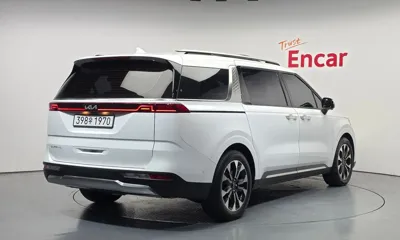 Kia Canival 2023, 77323 км, за 18071.89 USD