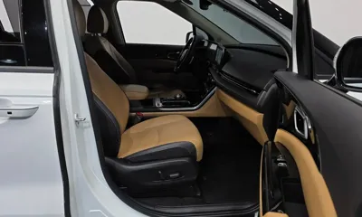 Kia Canival 2023, 77323 км, за 18071.89 USD - фото 11
