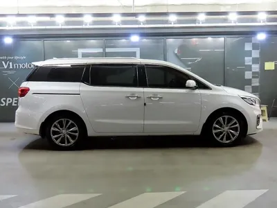 Kia Canival 2020, 126590 км, за 10278.96 USD