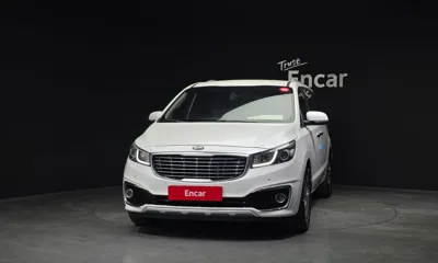 Kia Canival 2015, 119182 км, за 5939.87 USD