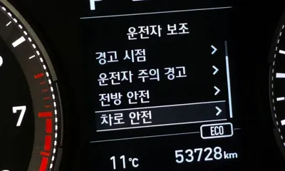 Hyundai Venue 2021, 53728 км, за 8796.11 USD - фото 20