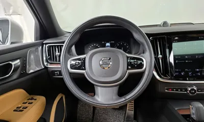 Volvo V60 2022, 36152 км, за 25702.01 USD - фото 13