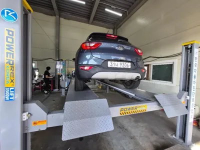 Kia Stonic 2018, 94076 км, за 6173.57 USD