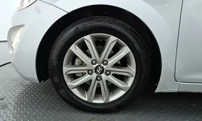 Hyundai Avante 2014, 98403 км, за 4162.87 USD