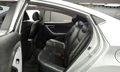 Hyundai Avante 2014, 98403 км, за 4162.87 USD - фото 12