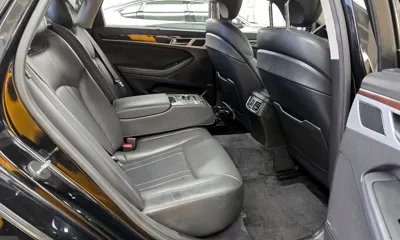 Hyundai Genesis 2014, 90483 км, за 77458.32 USD - фото 12