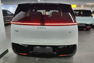 Zeekr Mix 2025, 1500 км, за 29982 USD