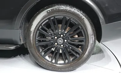 Land Rover Discovery 2017, 92484 км, за 16410.66 USD