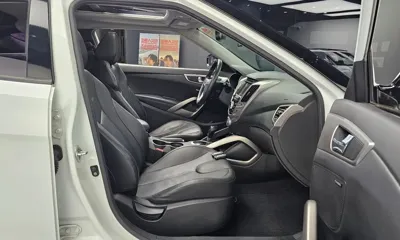 Hyundai Veloster 2012, 118111 км, за 2537.08 USD - фото 12