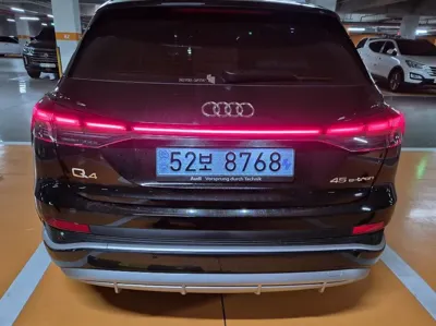 Audi Q4 e-tron 2025, 4500 км, за 31114.61 USD