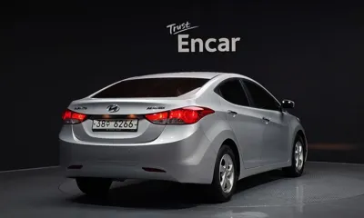 Hyundai Avante 2011, 80061 км, за 2817.92 USD