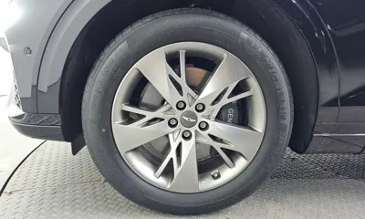 Genesis GV70 2023, 47270 км, за 27882.75 USD