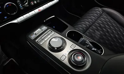 Genesis GV70 2023, 47270 км, за 27882.75 USD - фото 9