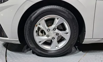 Hyundai Avante 2022, 54618 км, за 11832.37 USD