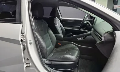 Hyundai Avante 2022, 54618 км, за 11832.37 USD - фото 10