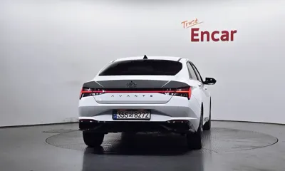 Hyundai Avante 2023, 63409 км, за 14310.1 USD