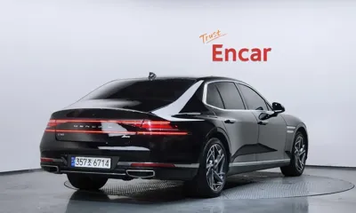 Genesis G90 2023, 71567 км, за 40256.51 USD