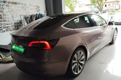 Tesla Model 3 2020, 123200 км, за 17739 USD - фото 6