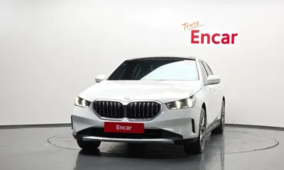 BMW 5-Series 2024, 35055 км, за 32814.76 USD