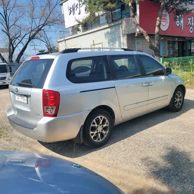 Kia Canival 2014, 190000 км, за 2100.56 USD
