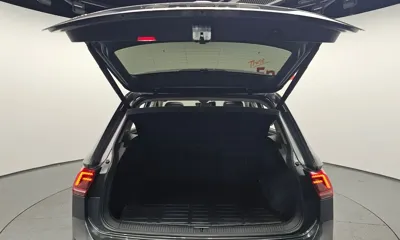 Volkswagen Tiguan 2020, 237017 км, за 11093.61 USD - фото 20