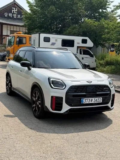 MINI Countryman 2026, 80 км, за 46884.14 USD