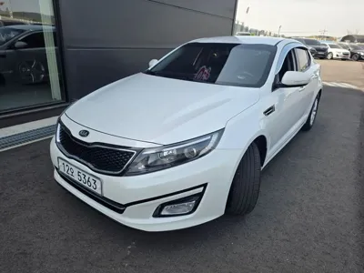 Kia K5 · 2015 год
