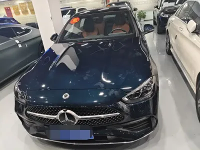 Mercedes-Benz C-Class 2024, 11000 км, за 24837.66 USD