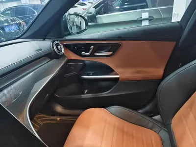 Mercedes-Benz C-Class 2024, 11000 км, за 24837.66 USD - фото 9