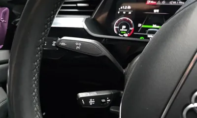 Audi e-tron 2022, 103450 км, за 29208.98 USD - фото 30