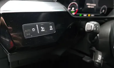 Audi e-tron 2022, 103450 км, за 29208.98 USD - фото 31