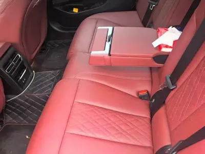 BMW 3 Series 2024, 23000 км, за 28810.36 USD