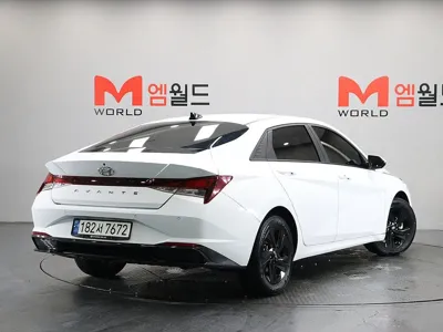 Hyundai Avante 2023, 69040 км, за 14205.48 USD