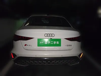 Audi A3 2025, 5000 км, за 22557 USD