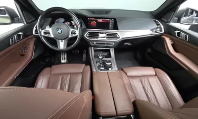BMW X5 2023, 47902 км, за 52154.98 USD - фото 7