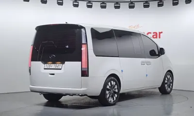 Hyundai Staria 2023, 80412 км, за 18508.74 USD