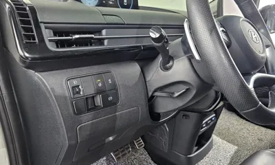 Hyundai Staria 2023, 80412 км, за 18508.74 USD - фото 15
