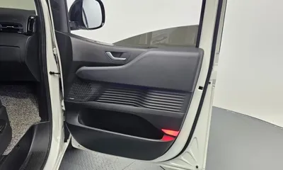 Hyundai Staria 2023, 80412 км, за 18508.74 USD - фото 25