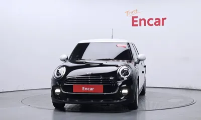 MINI Cooper 2019, 23374 км, за 10336.08 USD