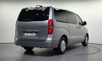 Hyundai Starex 2017, 138258 км, за 5827.81 USD